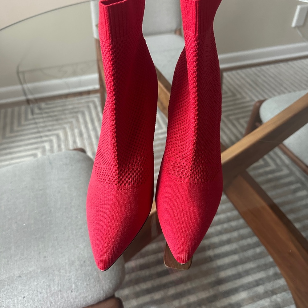 MIA MCKINLEY Red Stretch-knit Ankle Boots - Picture 5 of 10